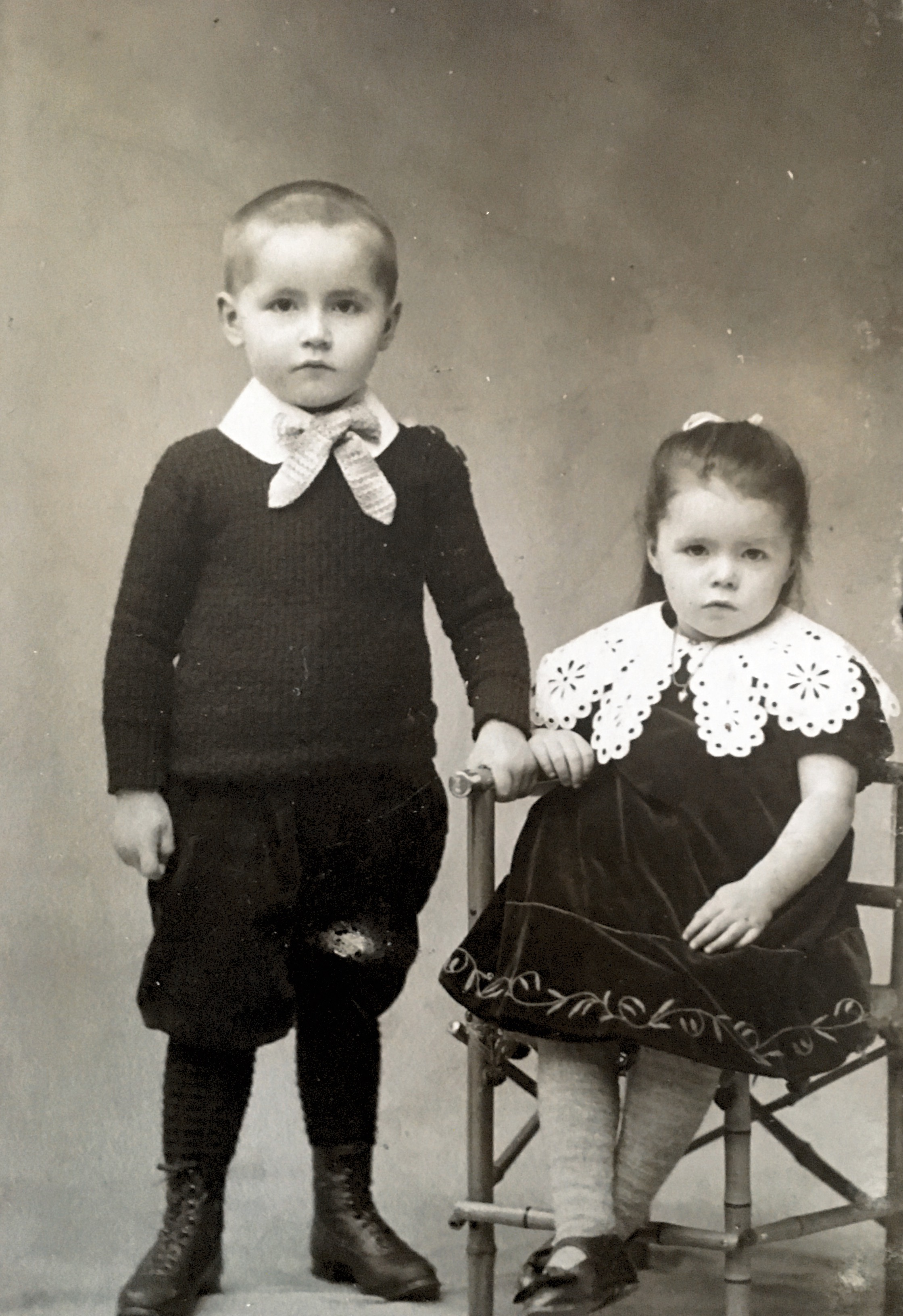 Bror og søster 1903