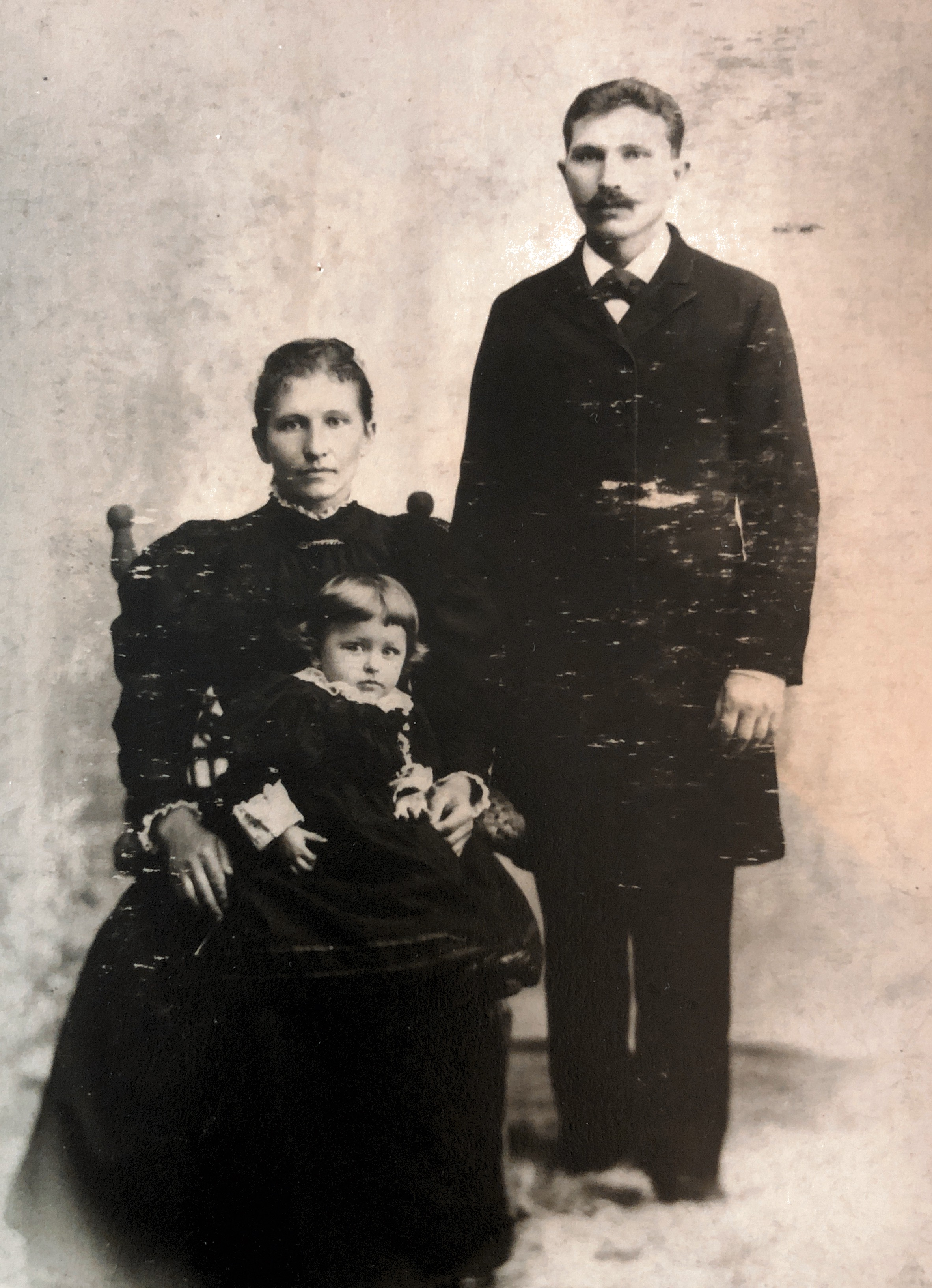 Vincent and Josephine Rudziewicz with Daughter Emily. Vincent and Josephine were Stanley Rud’s parents and Emily was their daughter who died at age 3 in 1895.