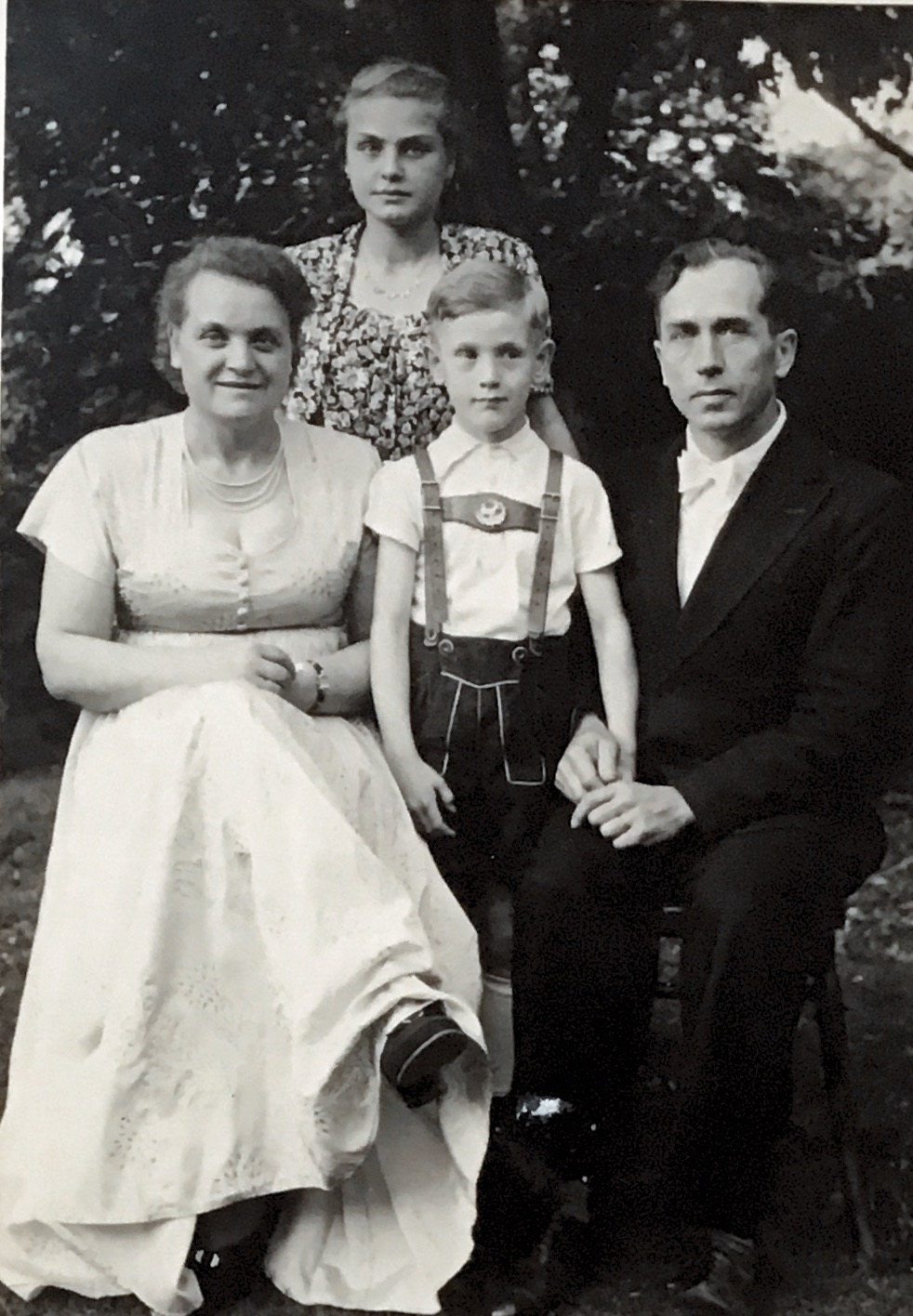 Hedwig, Klaus, Rosmarie u. Alfred Pohl 
Anfang der 1950 er Jahre 
