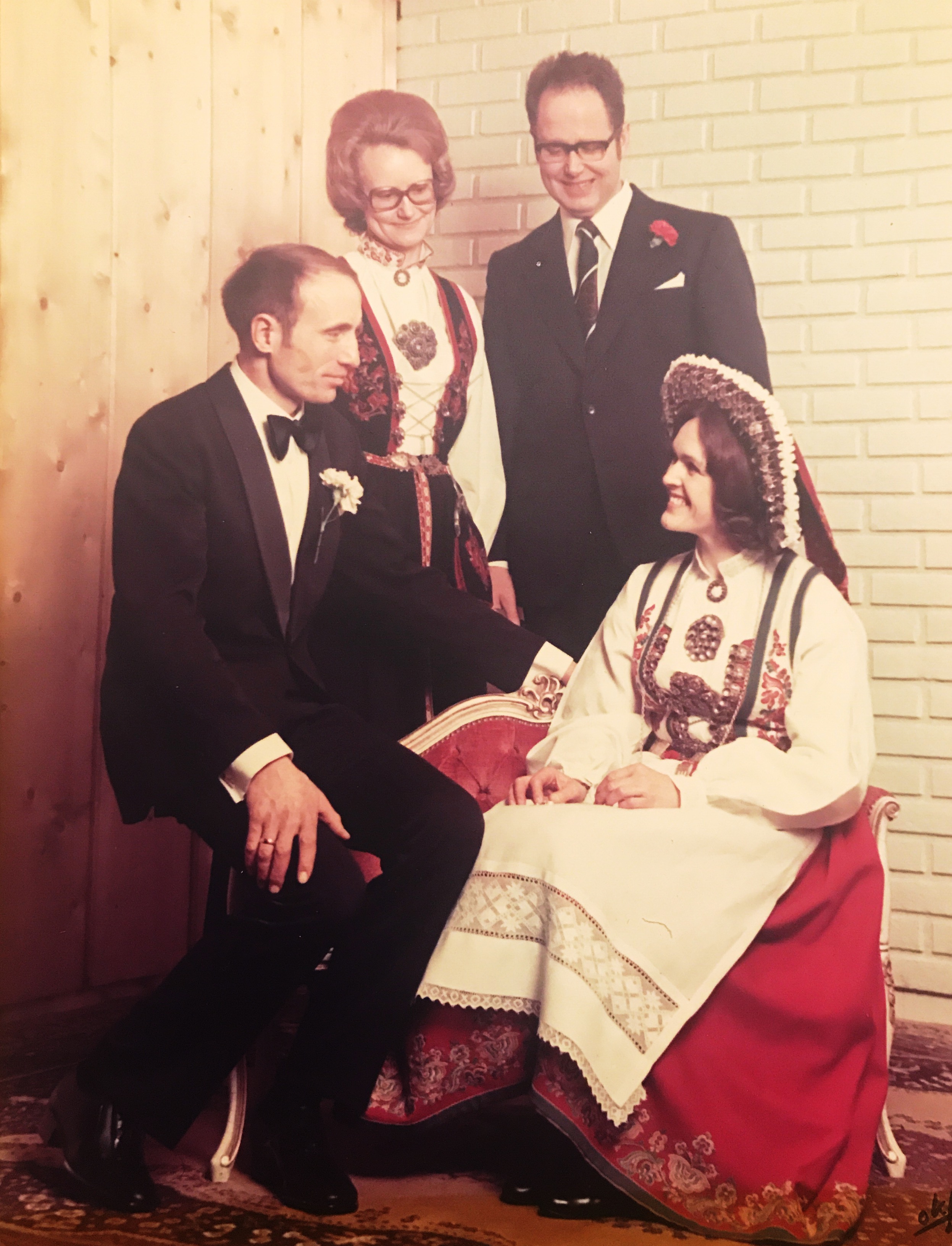 Embret og Sigrid sitt bryllup 1974
