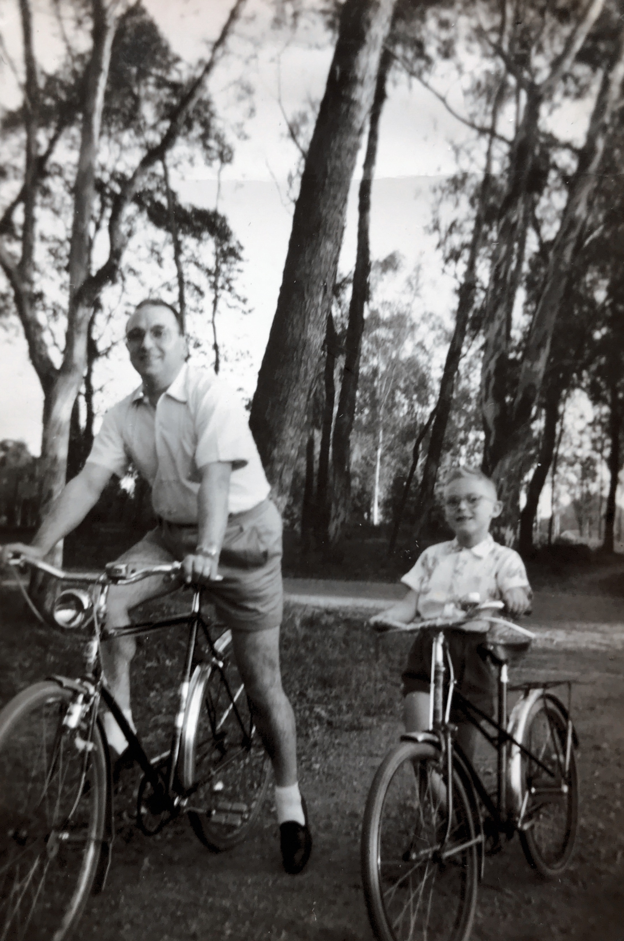Lino Rigo et son fils Daniel en 1957 à Elisabethville, Congo.