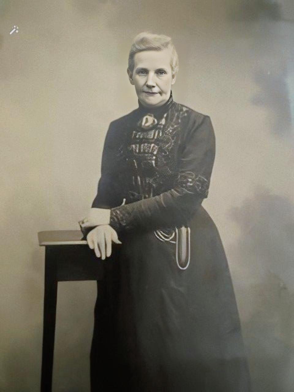 Mary Buckler nee Allender circa 1900