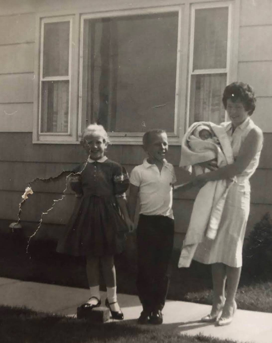 1962 Donald, Jr., Kim, Mark and Mom