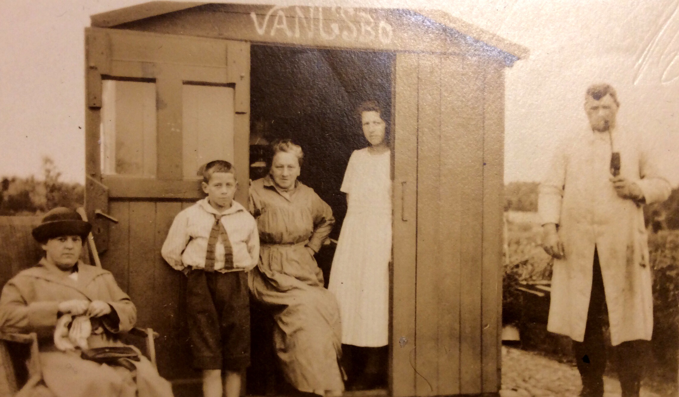 Fra mine oldeforældres have i Esbjerg  1919