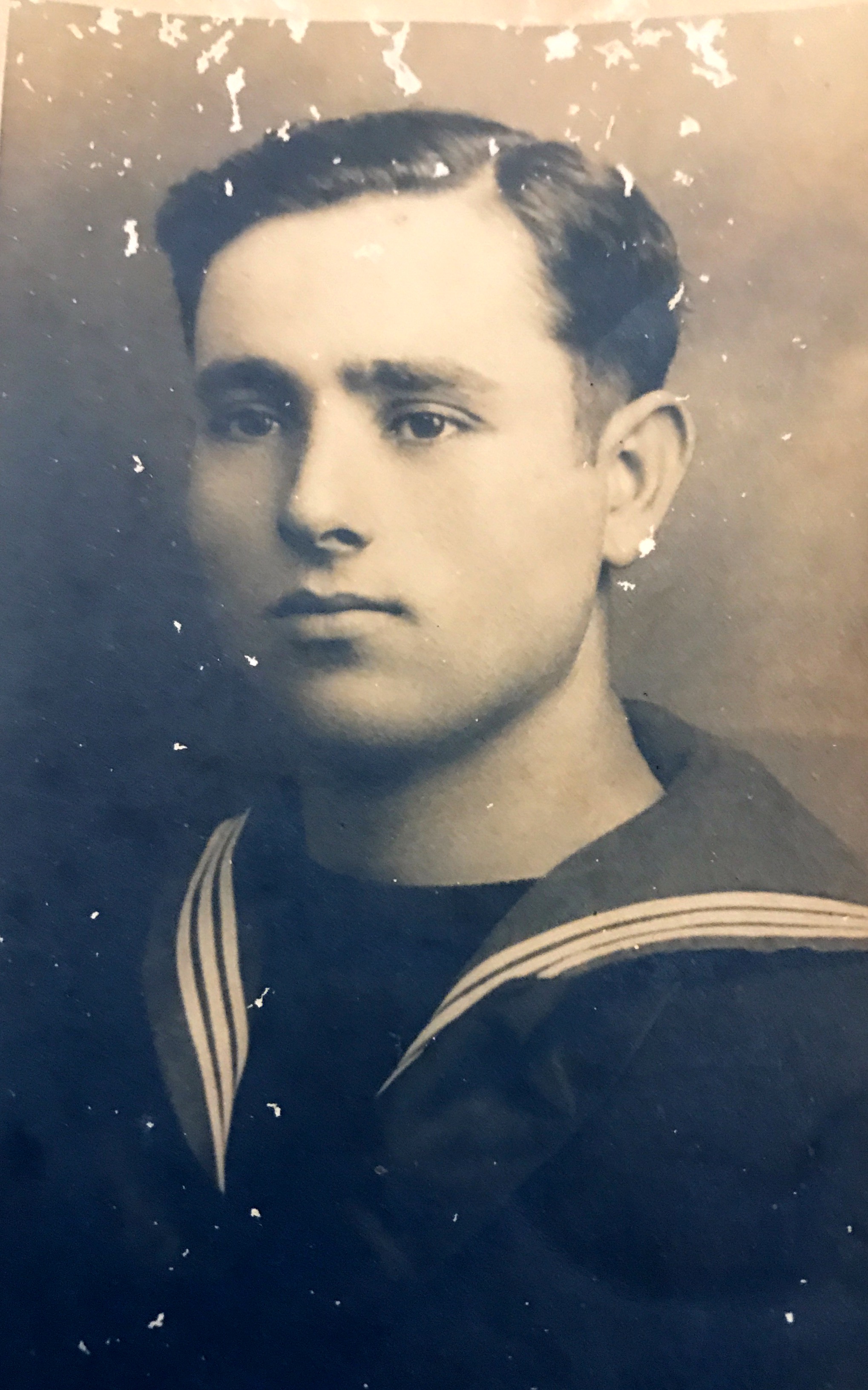Foto do meu pai na escola de marinheiros 1934 com portanto 19 anos