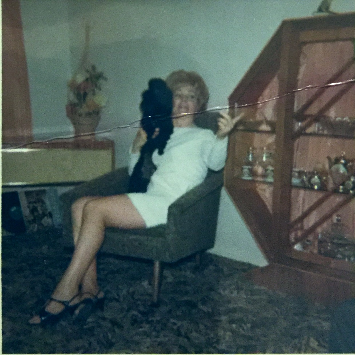 Typical 1960s decor and clothing
