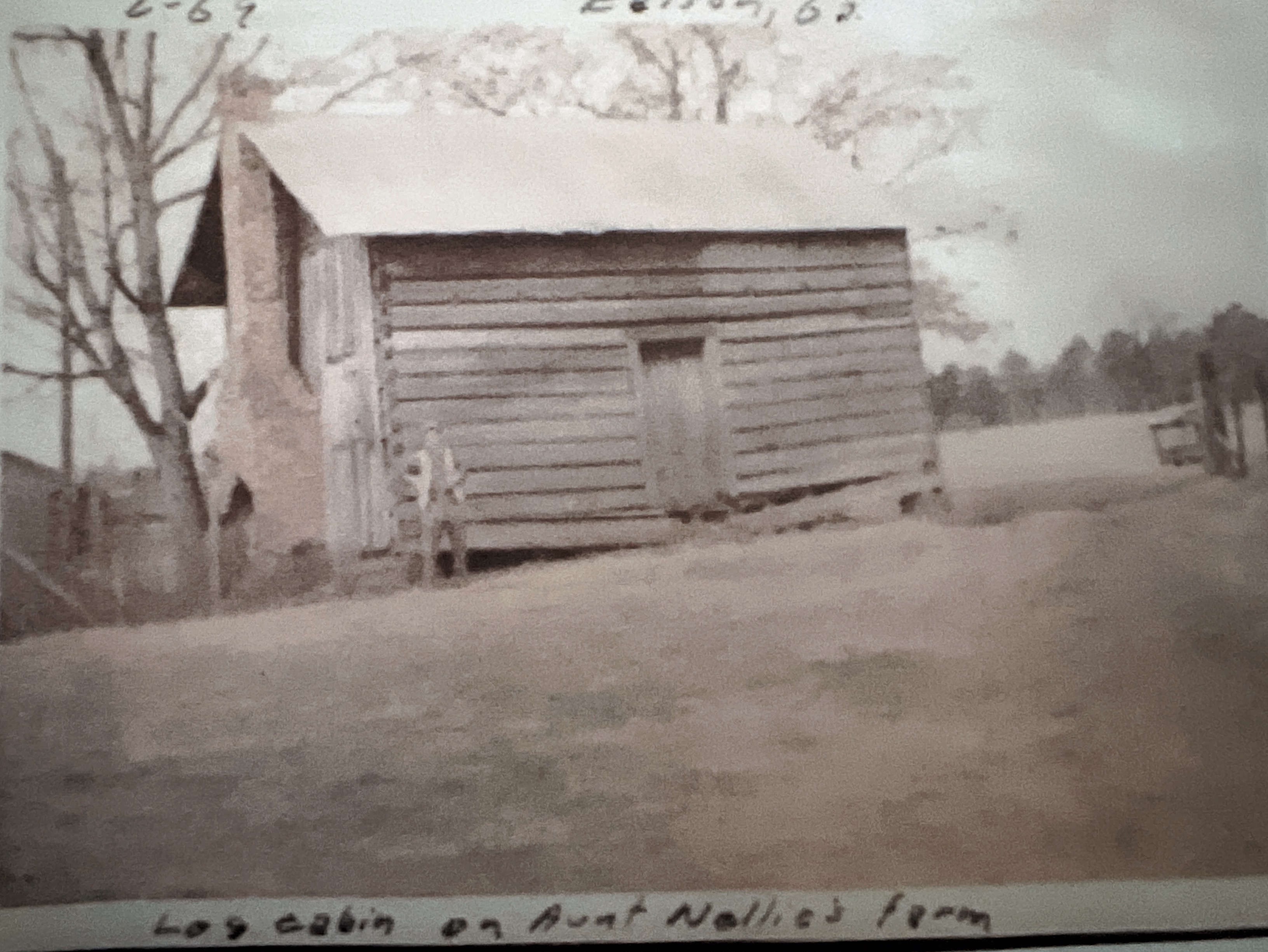 Cabin built by the Thomas Todd Family about 1834.  Dismantled January. 1993. The property currently owned by David Dozier.