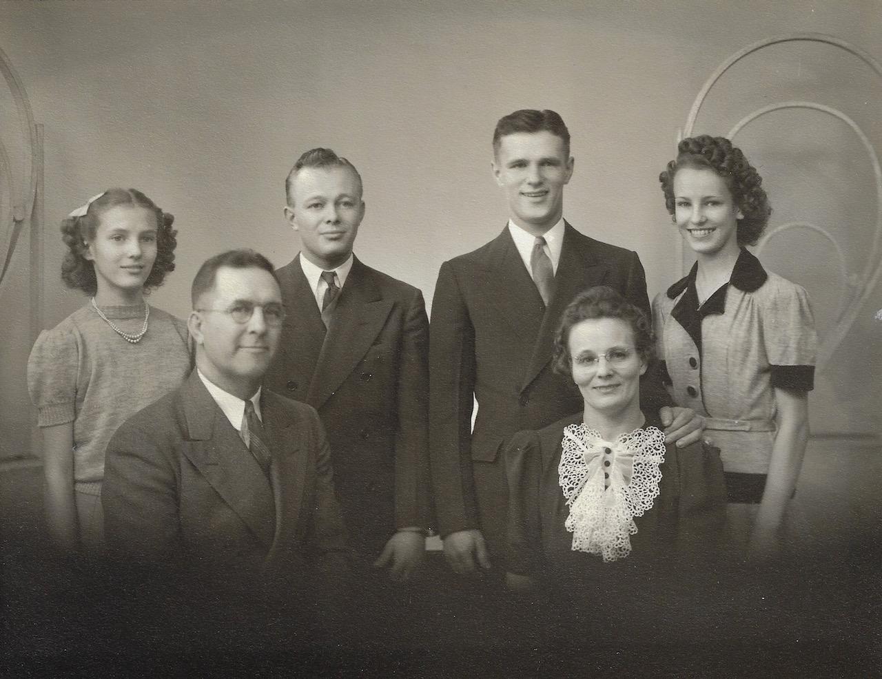 The Skroch family picture-1946