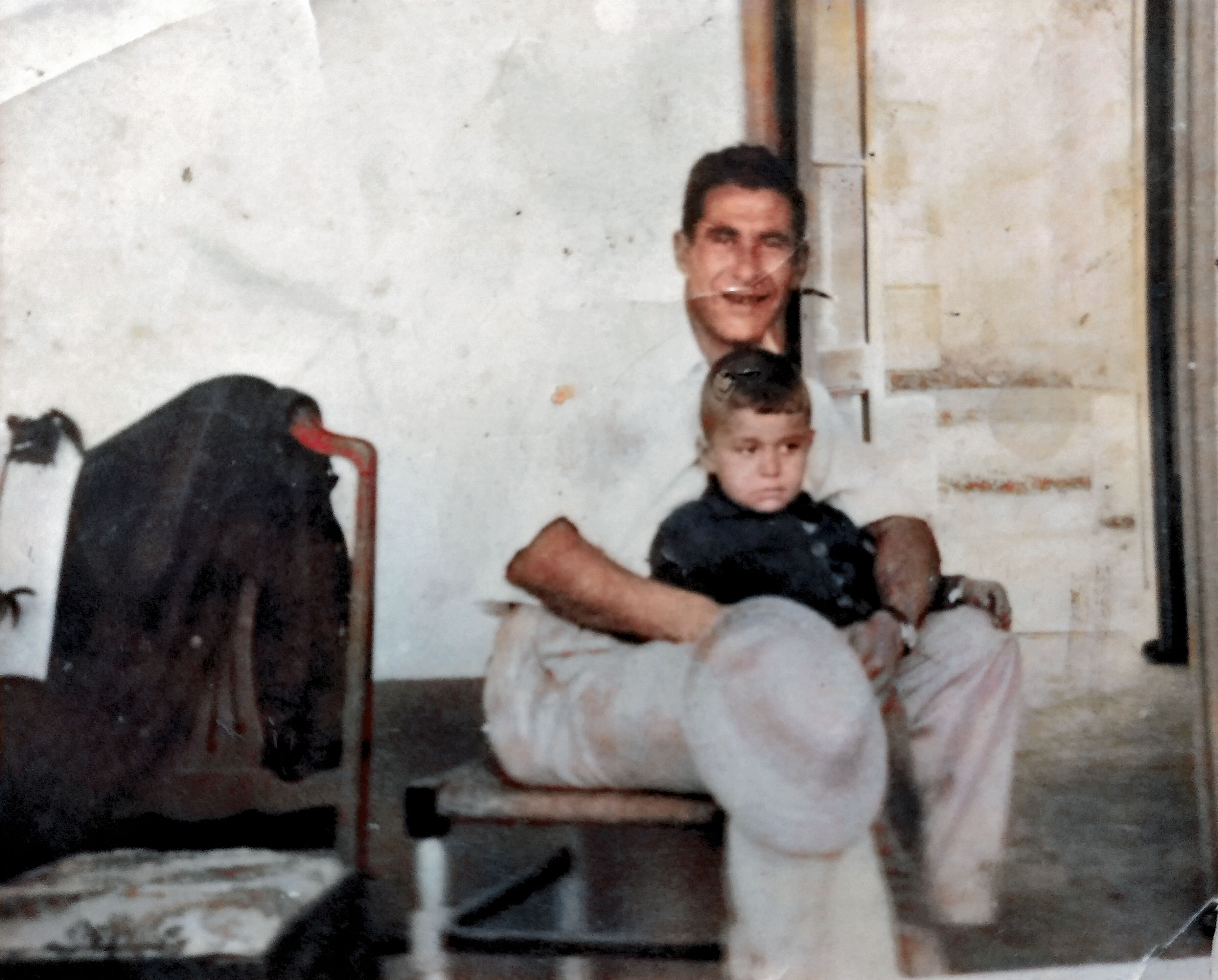 mi padre y yo, aprox 1957.