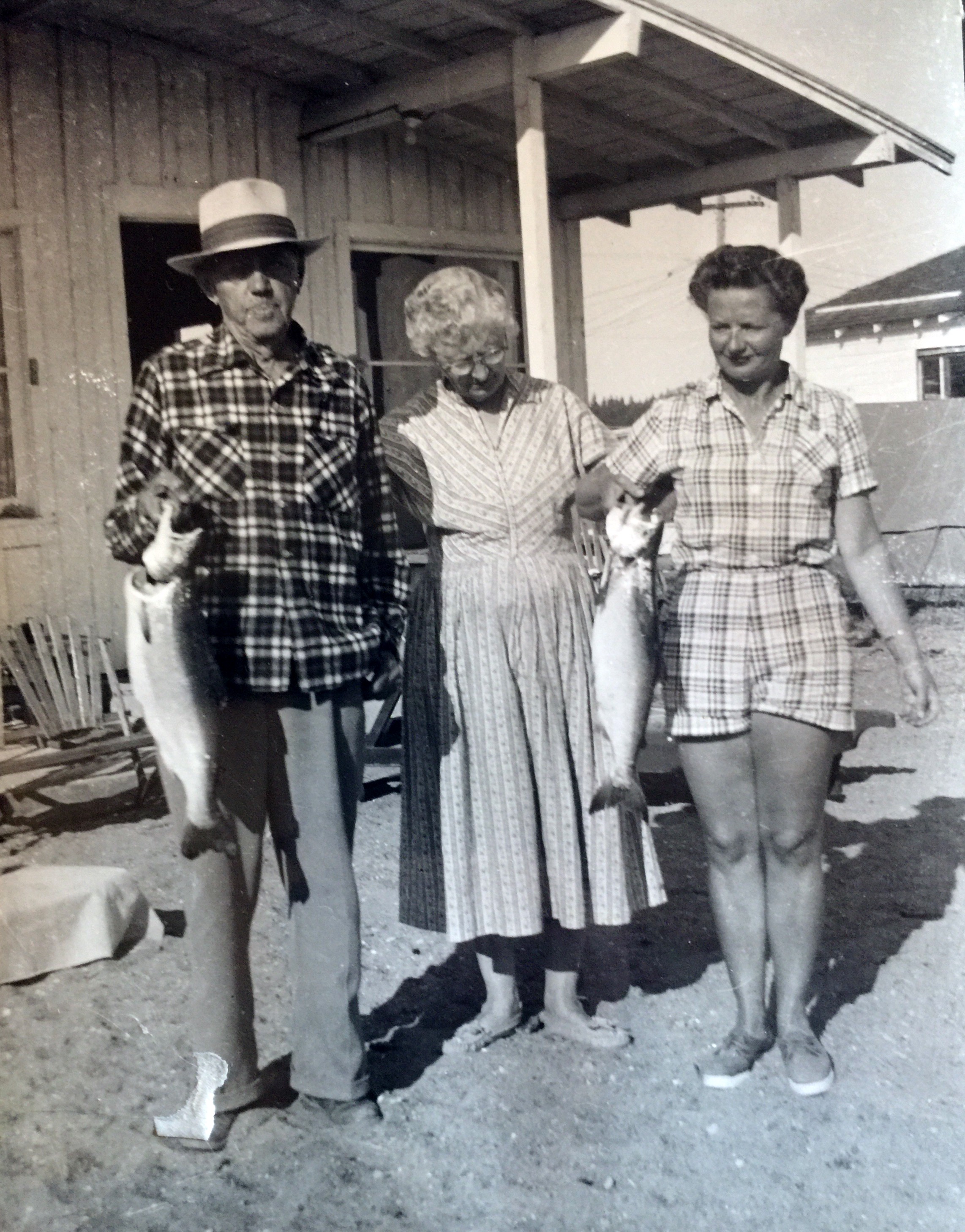 Seth Harris. Mary Etta Harris and Bernice Harris Howard on Sunlight Beach about 1957
