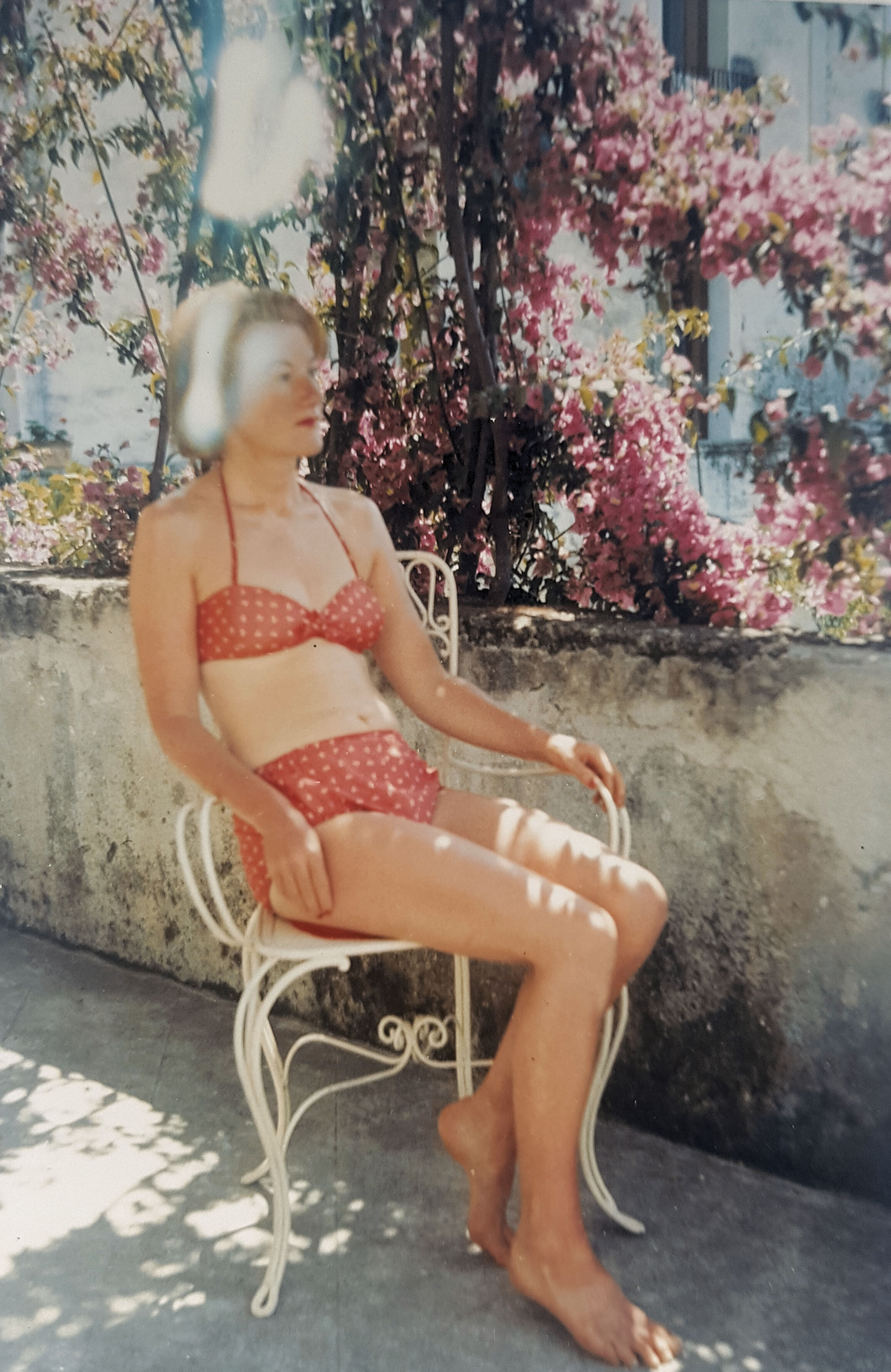 I think this picture was taken in Positano Italy roundabout 1960