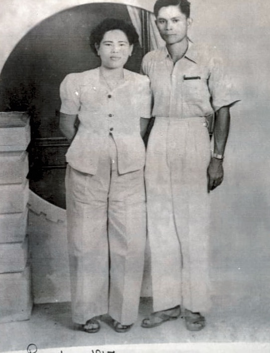 Grandma Lim Ah Len & Grandpa Salim in 1947