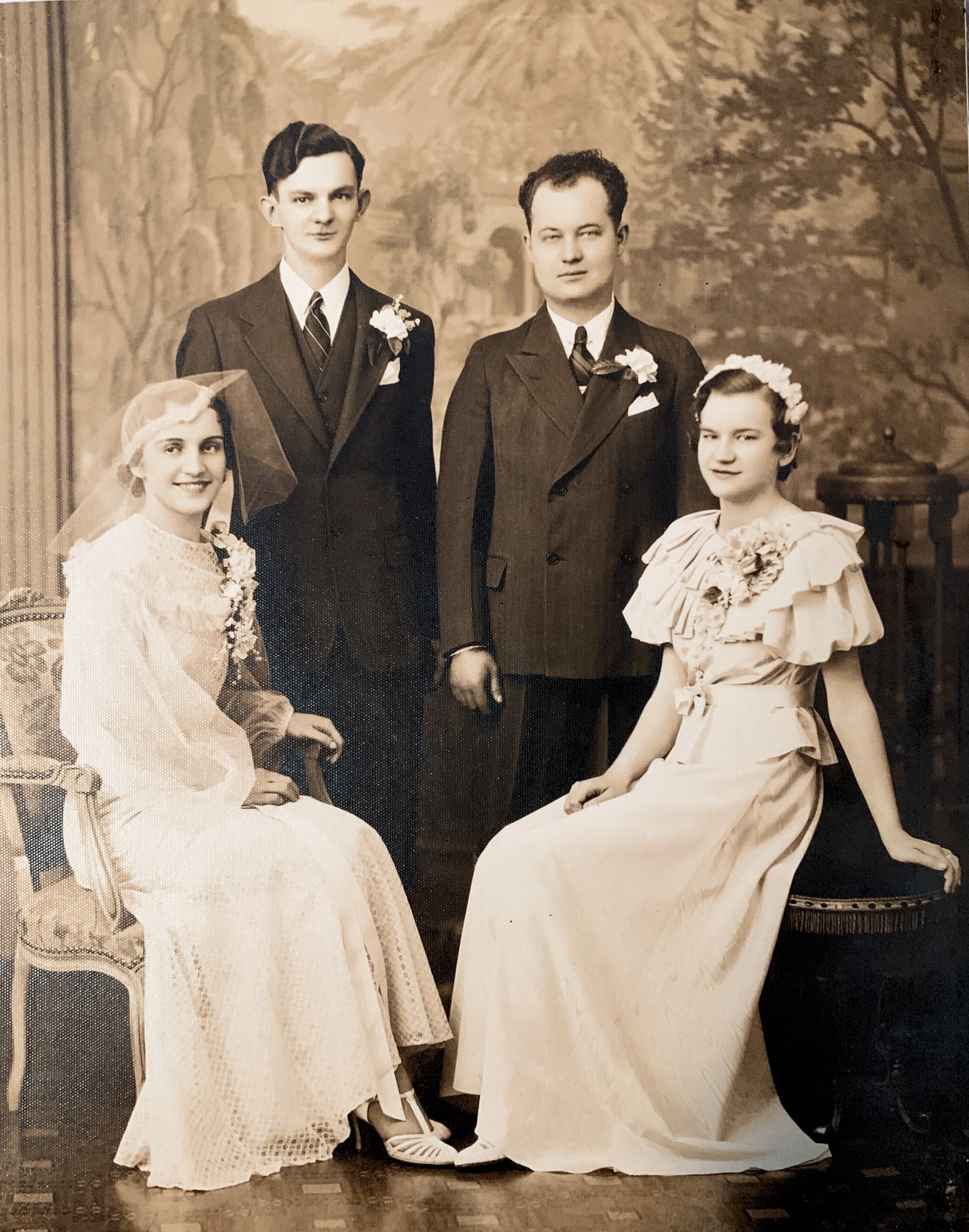 Wedding day May 2, 1936 Alphonse A Marcis(zewski) and Elizabeth Evelyn Bolewski Attendants: Leo Urbanski and Lillian Marciszewski