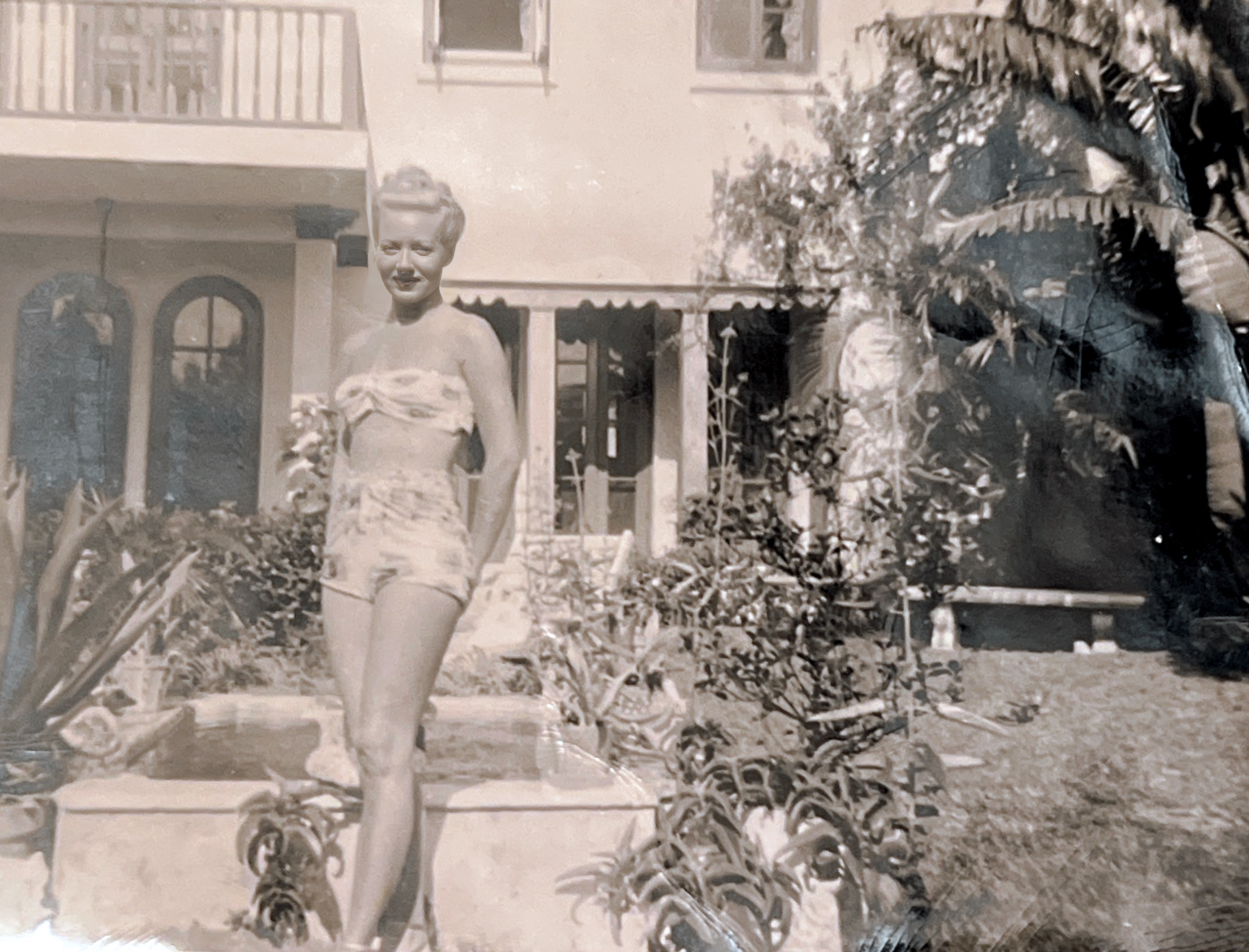 Photo of Jane Wyman by Cornelius Vanderbilt Jr. Miami Beach 1940s