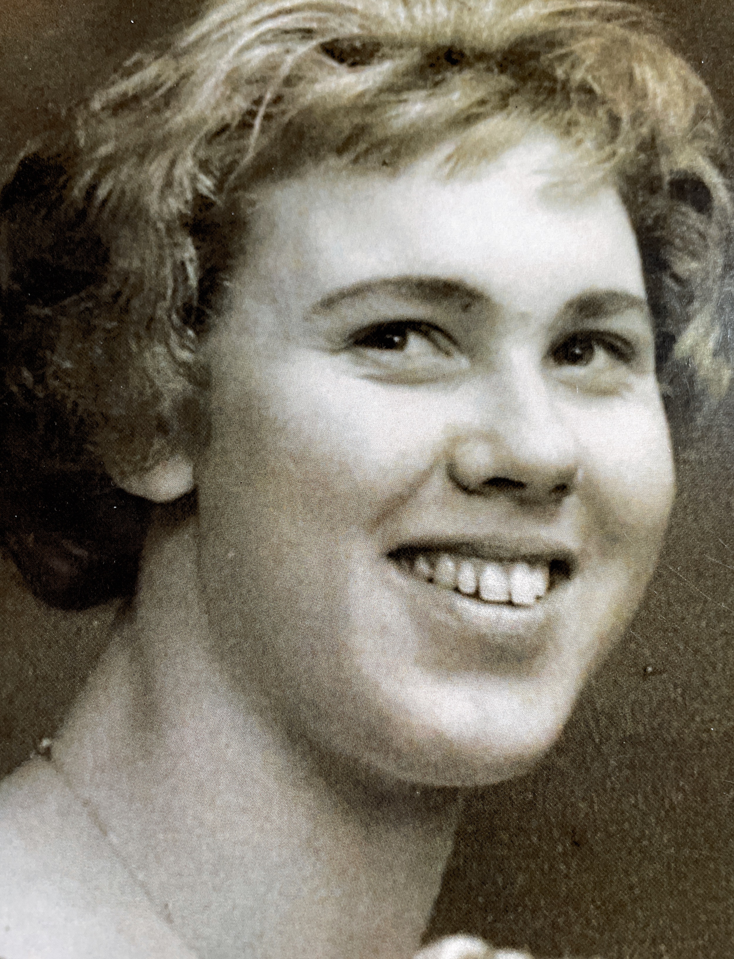 Taken in LymeRegis 1959. Pauline Knowles  aged 17 1/2 years