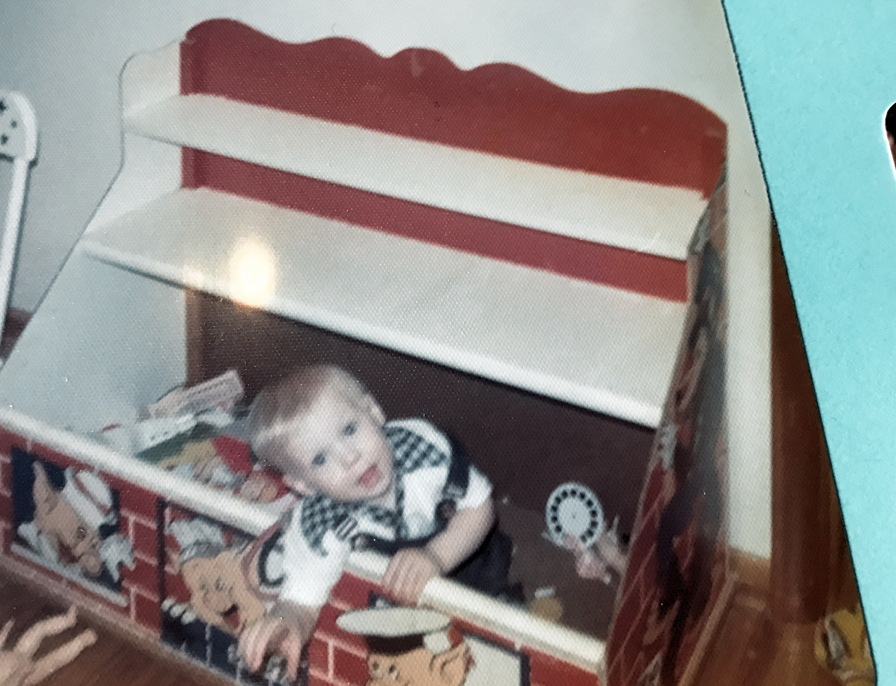 Andy discovers the toy box on Christmas Day 1975, at cousin Chris’ home.