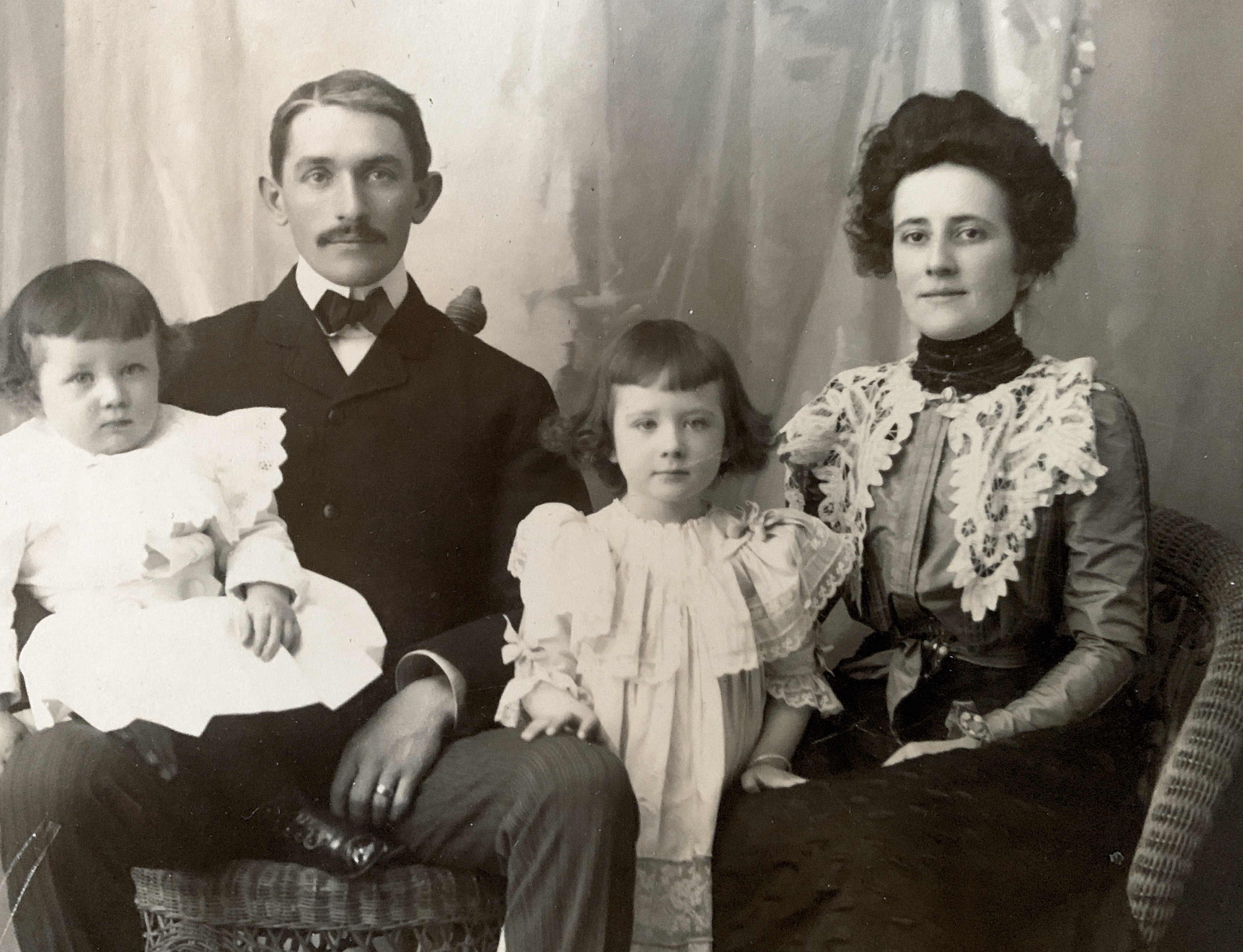 Edward Bartholomew Corley and Jessie Collison Corley with 2 oldest children, Connie and Roy