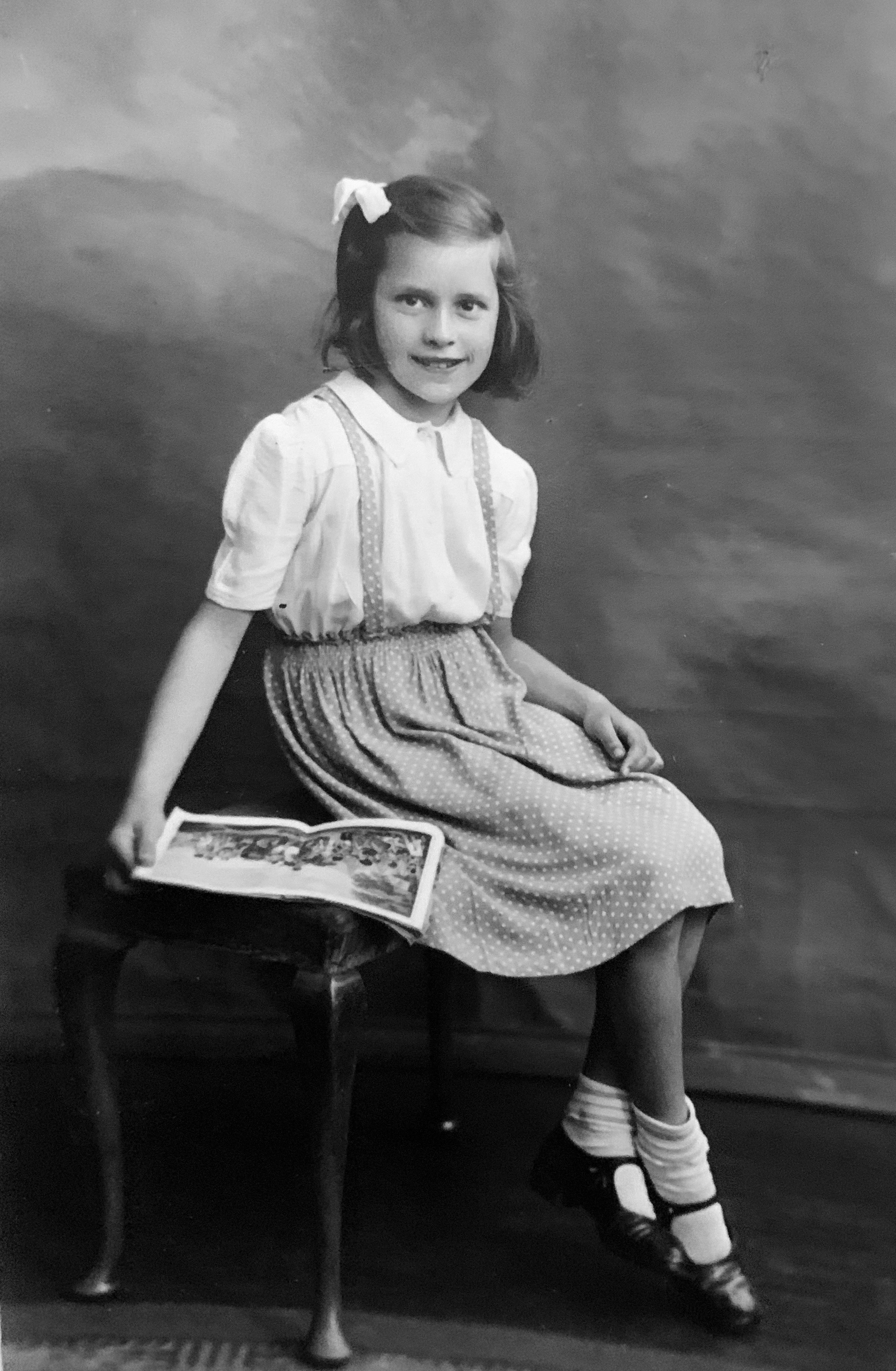 Rita, Daughter of George Amos (b. 1935)