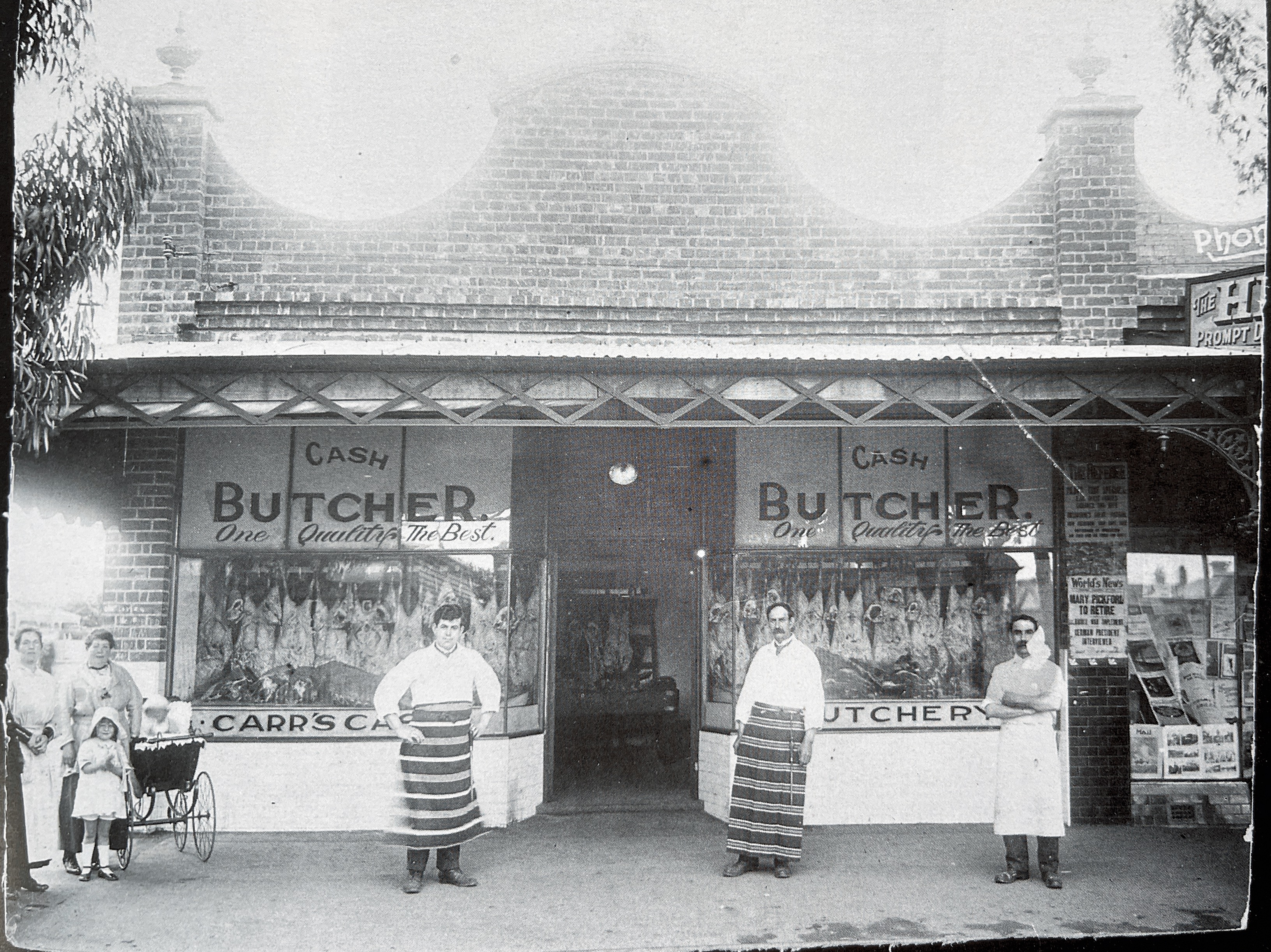 George Cash and Son's Butchers Shop was located Gamon Street Seddon in the 1920's