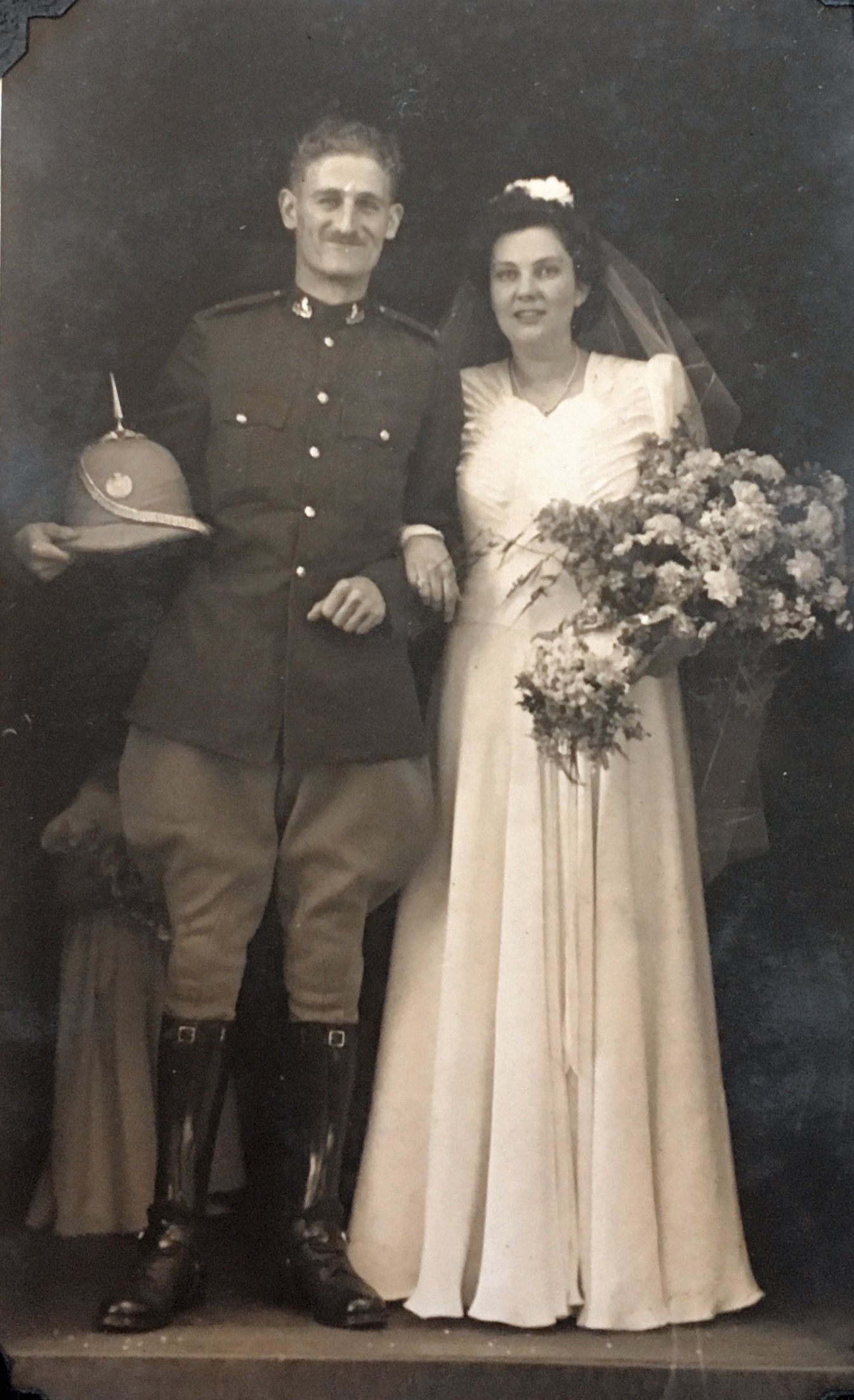Knight wedding 14 July 1944