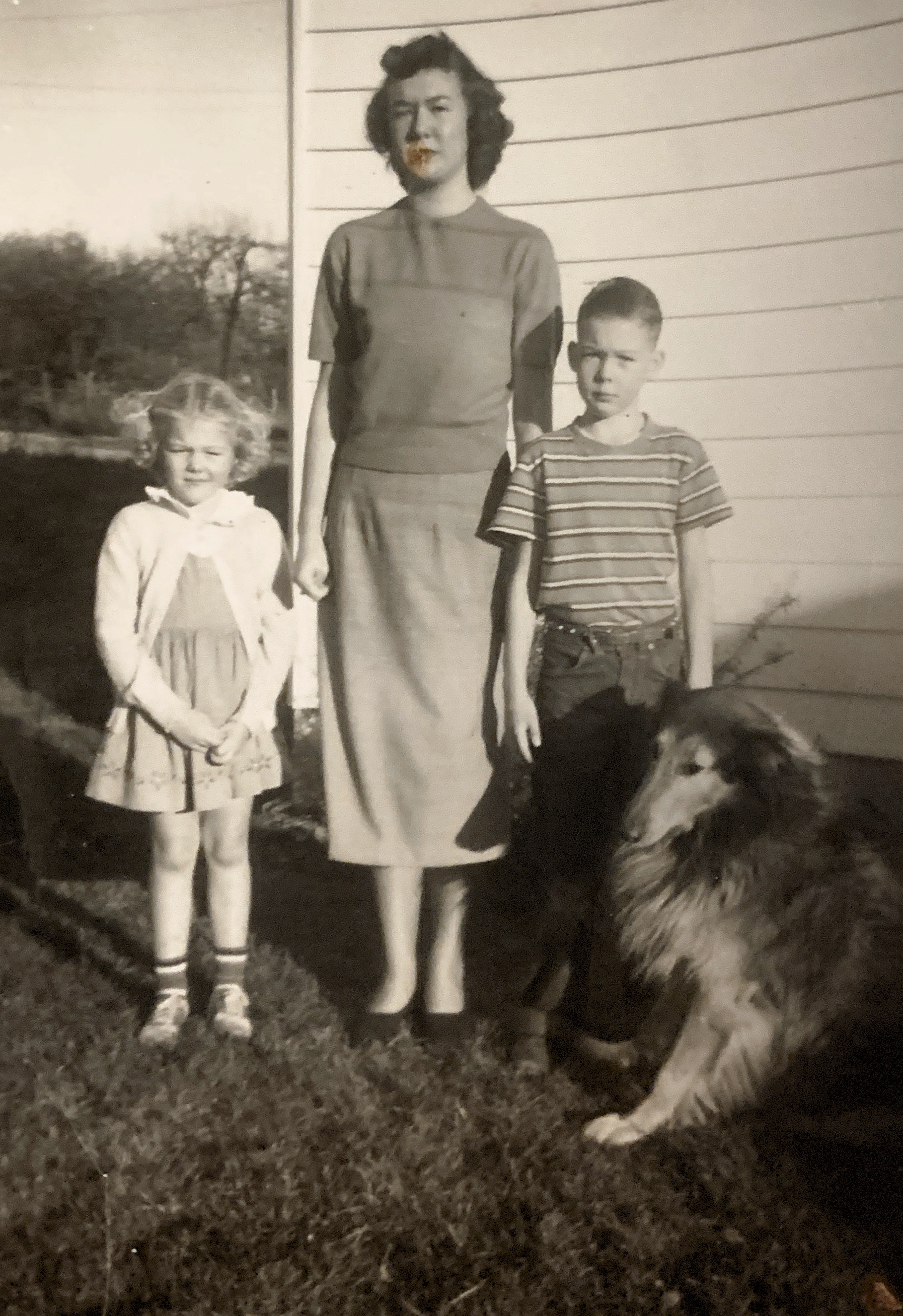Karen, Barbara & Dale Madden with dog Laddie 1945 or 46, Portland, OR