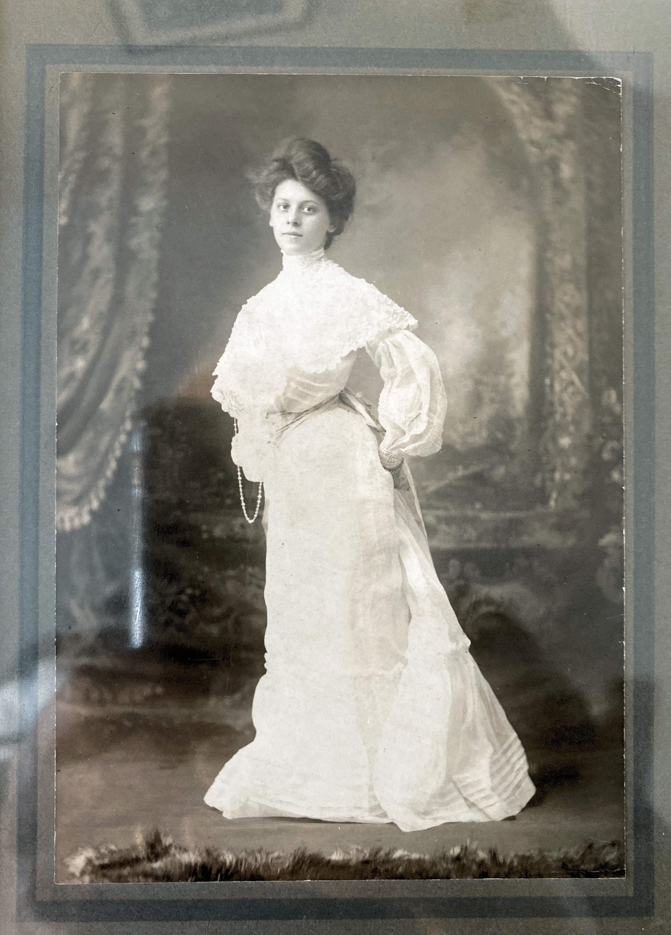 Anna Kaletski 1898