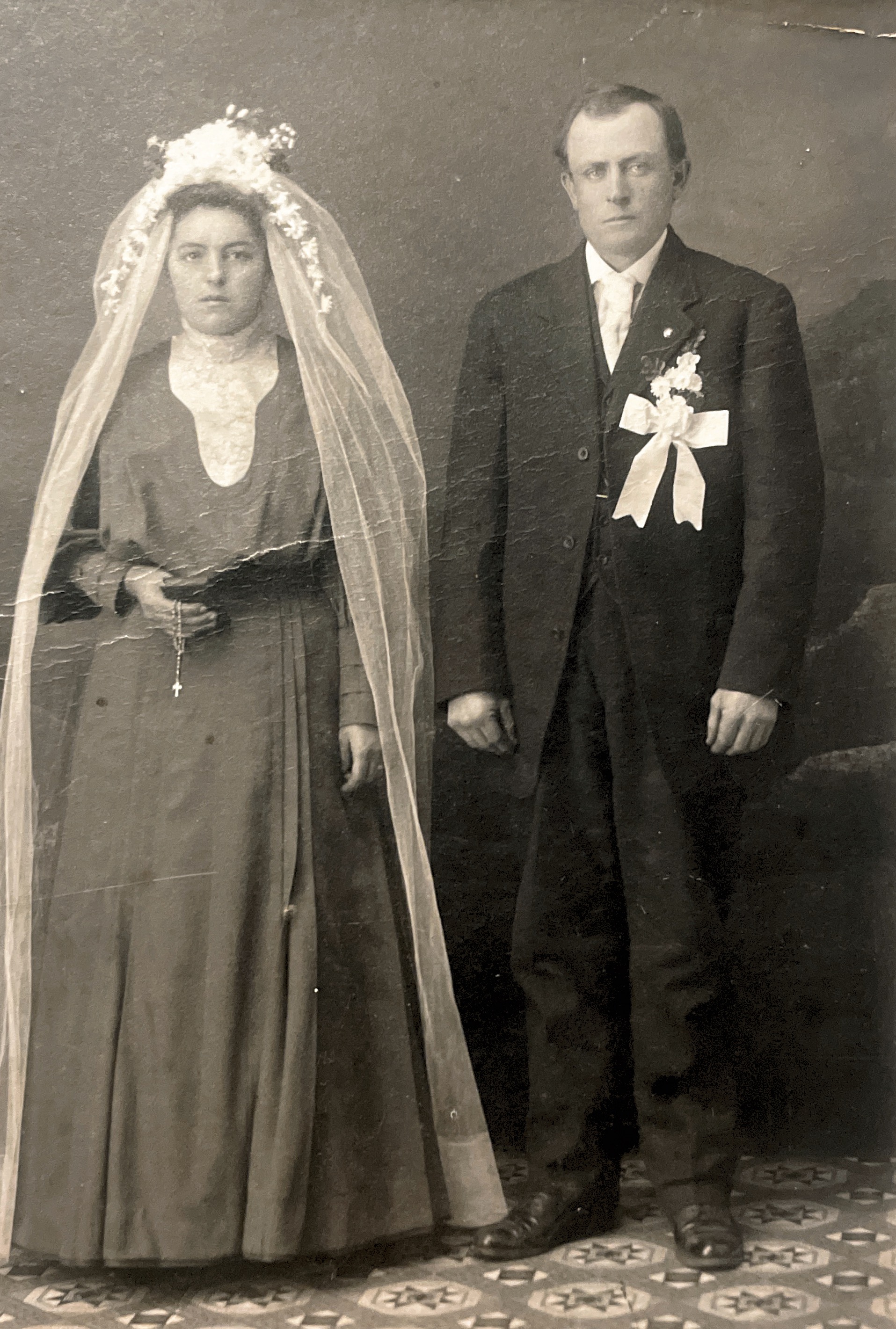 This is Rose and FJ Klee (Frank Joseph) their wedding picture 1907.