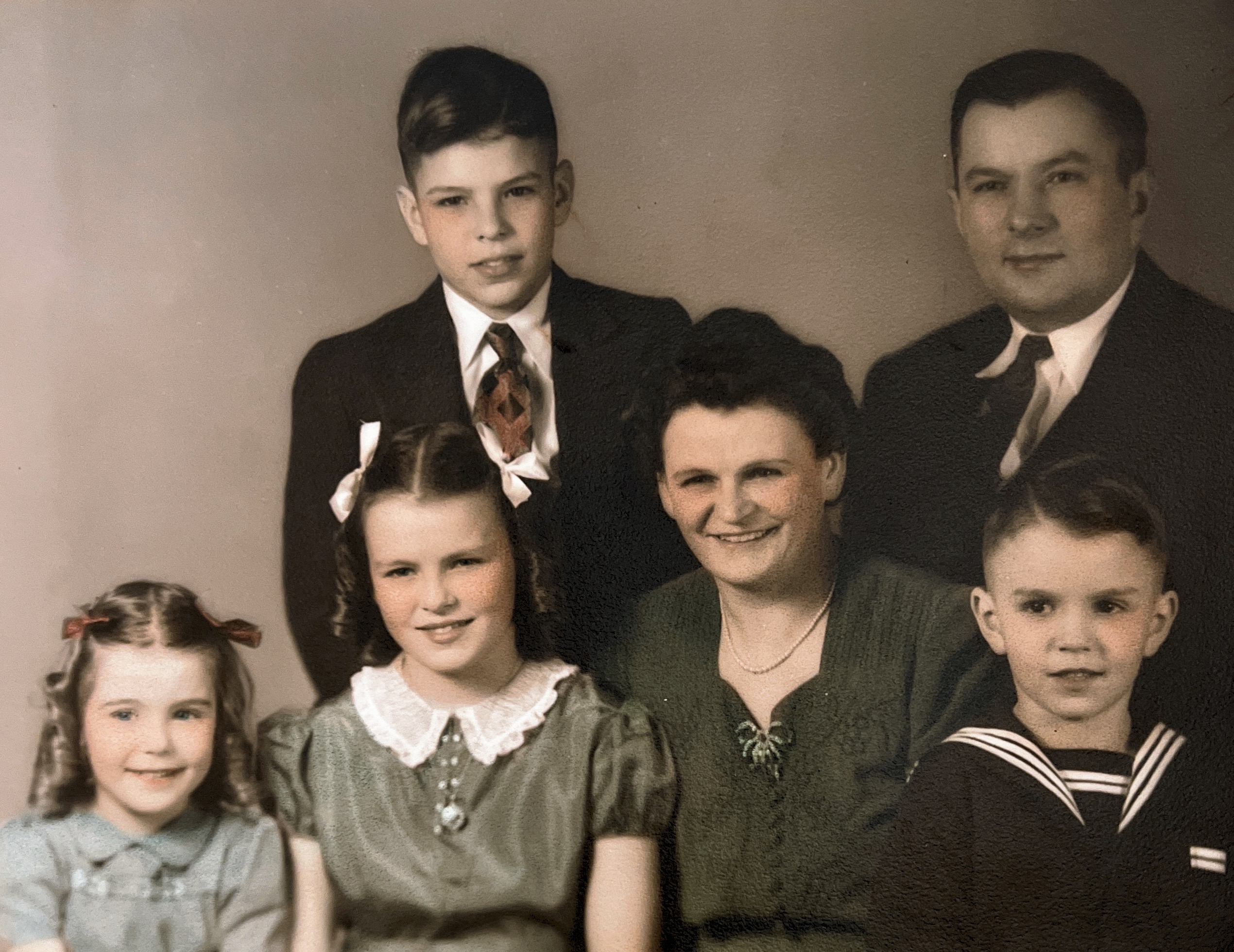 The Karsko family. Steve and Erma children, John, Nancy, Helen, and Bernard. 1944