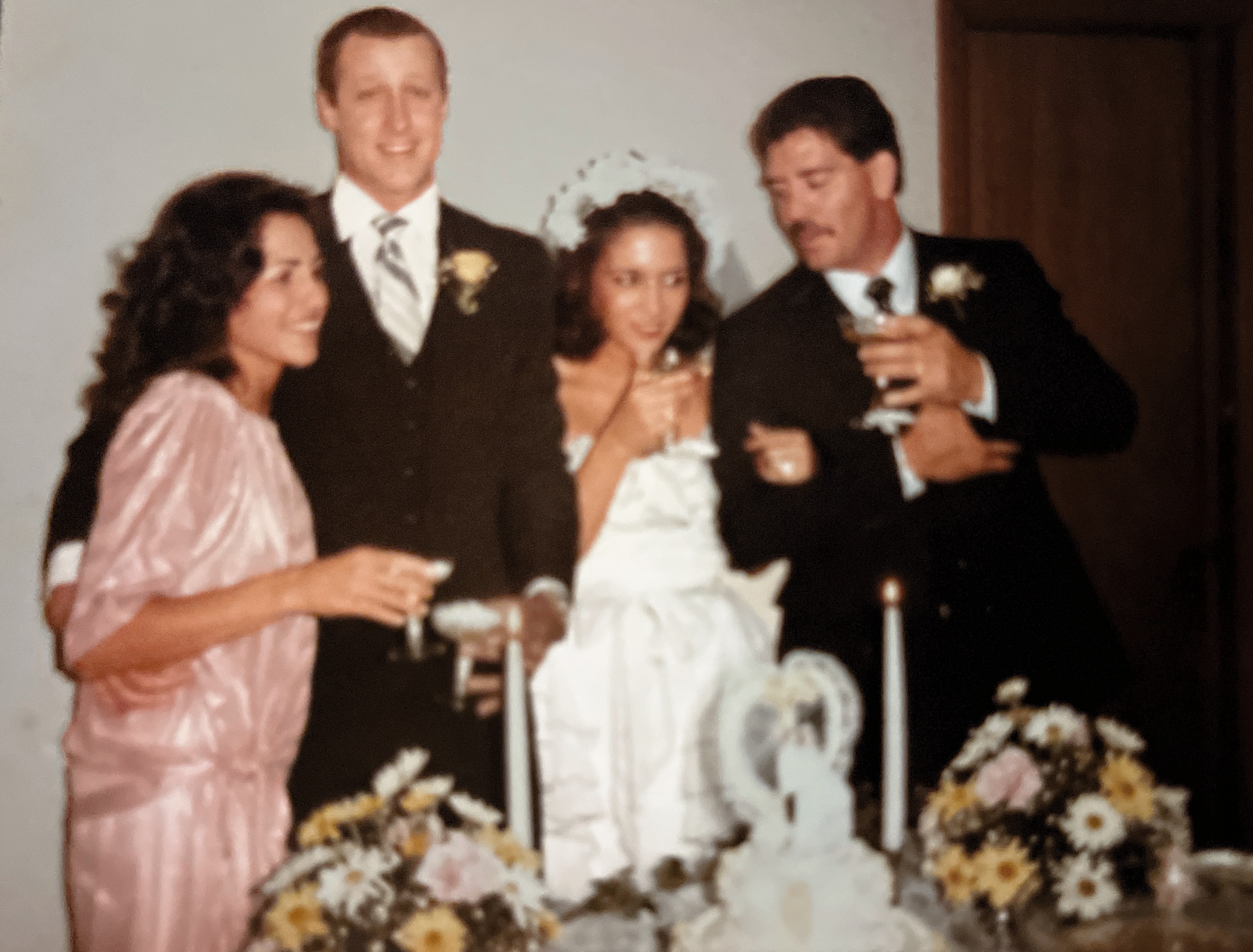 Married on Fort Bayou on 9/29/1984…Mary Ann Cvitanovich (my late big sister) was my maid of honor & Jerry Mohler was Doug’s best man.🙏🎉