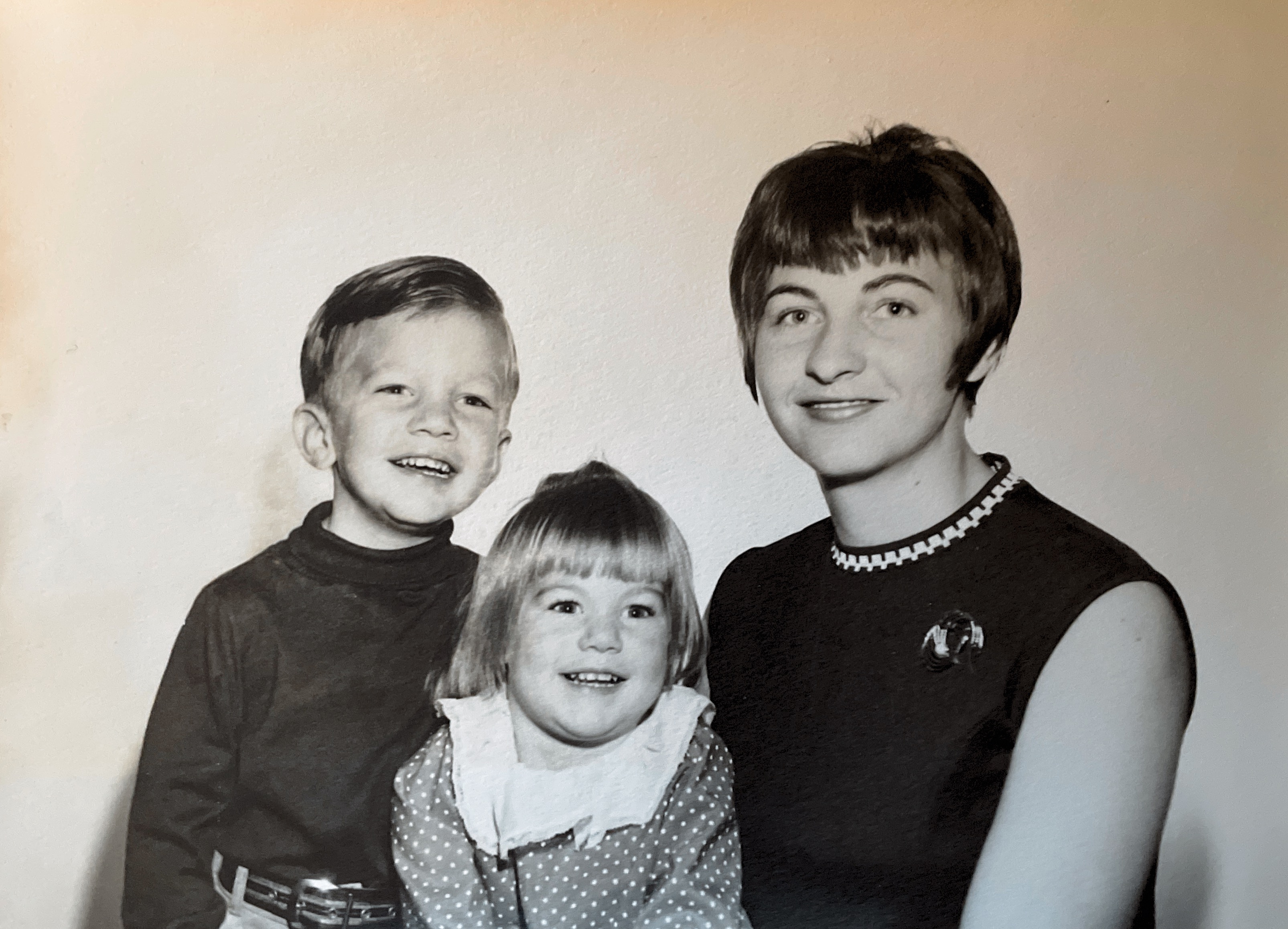 Bob, Jodi and Fayne - picture for Roger about 1969
