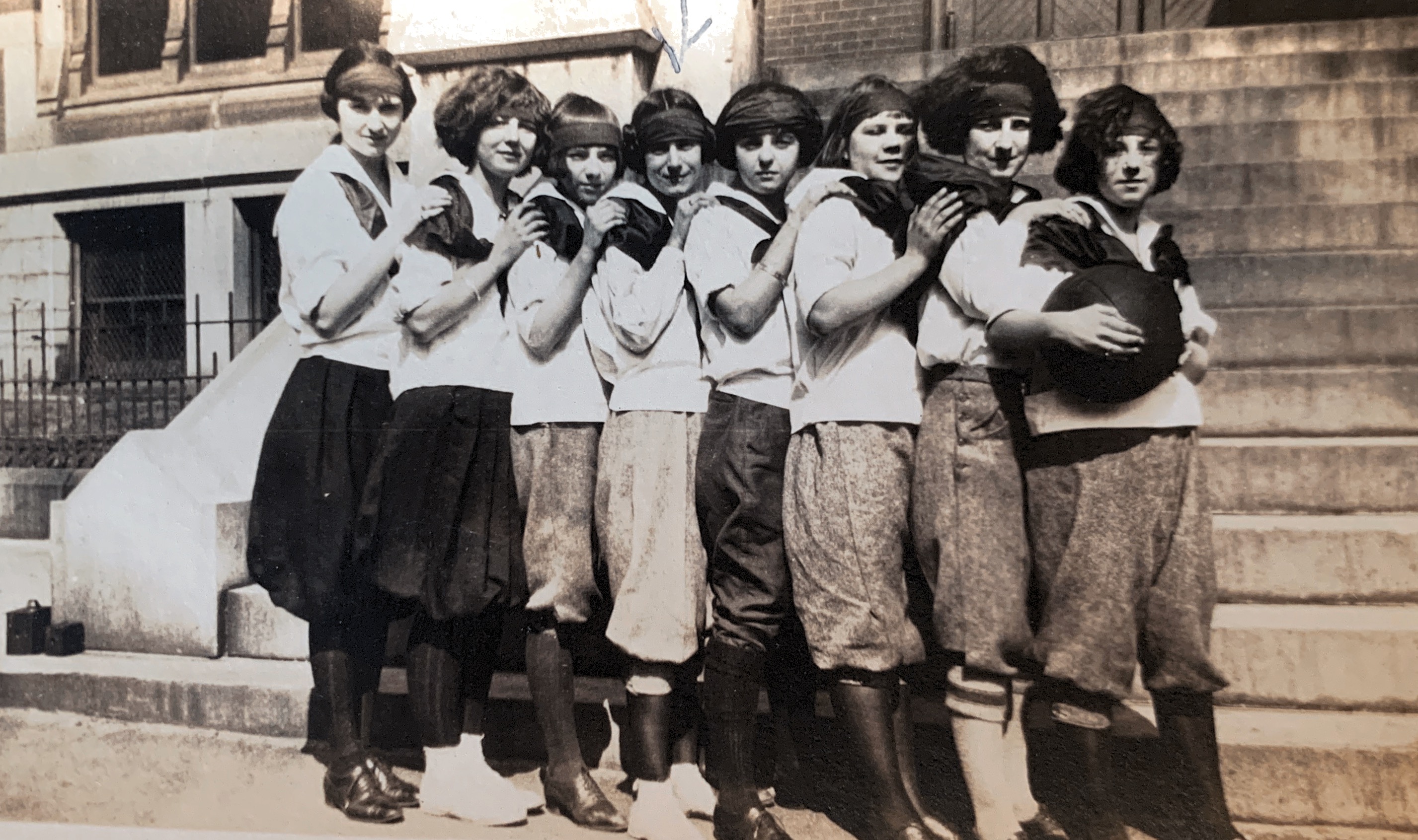 Nana Ada’s Basketball Team 1923