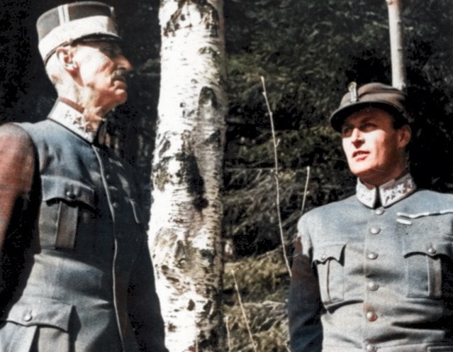King Haakon and later king Olav with «Kongebjørka» 1940 
