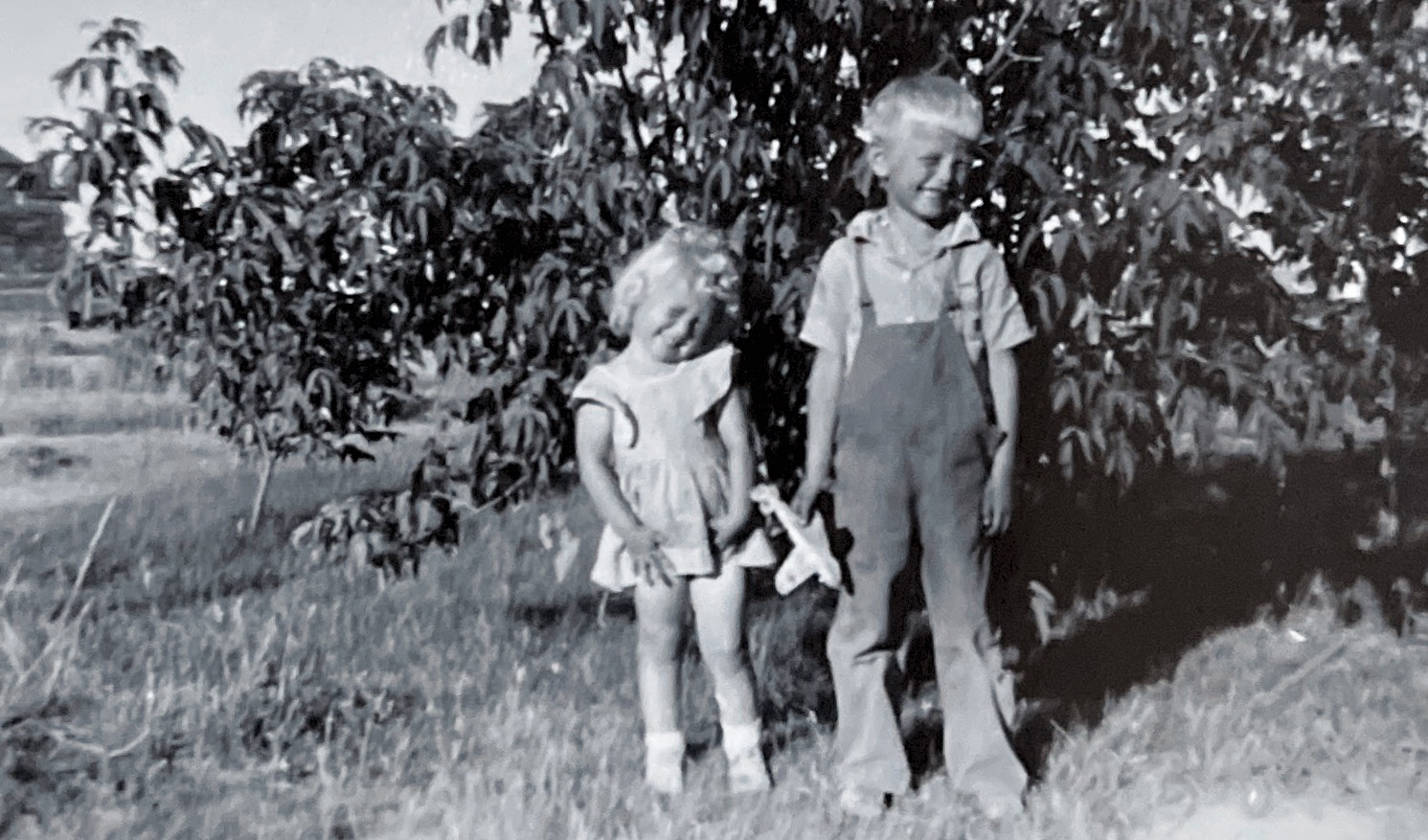 Sandy & Gary Syljuberget  1945