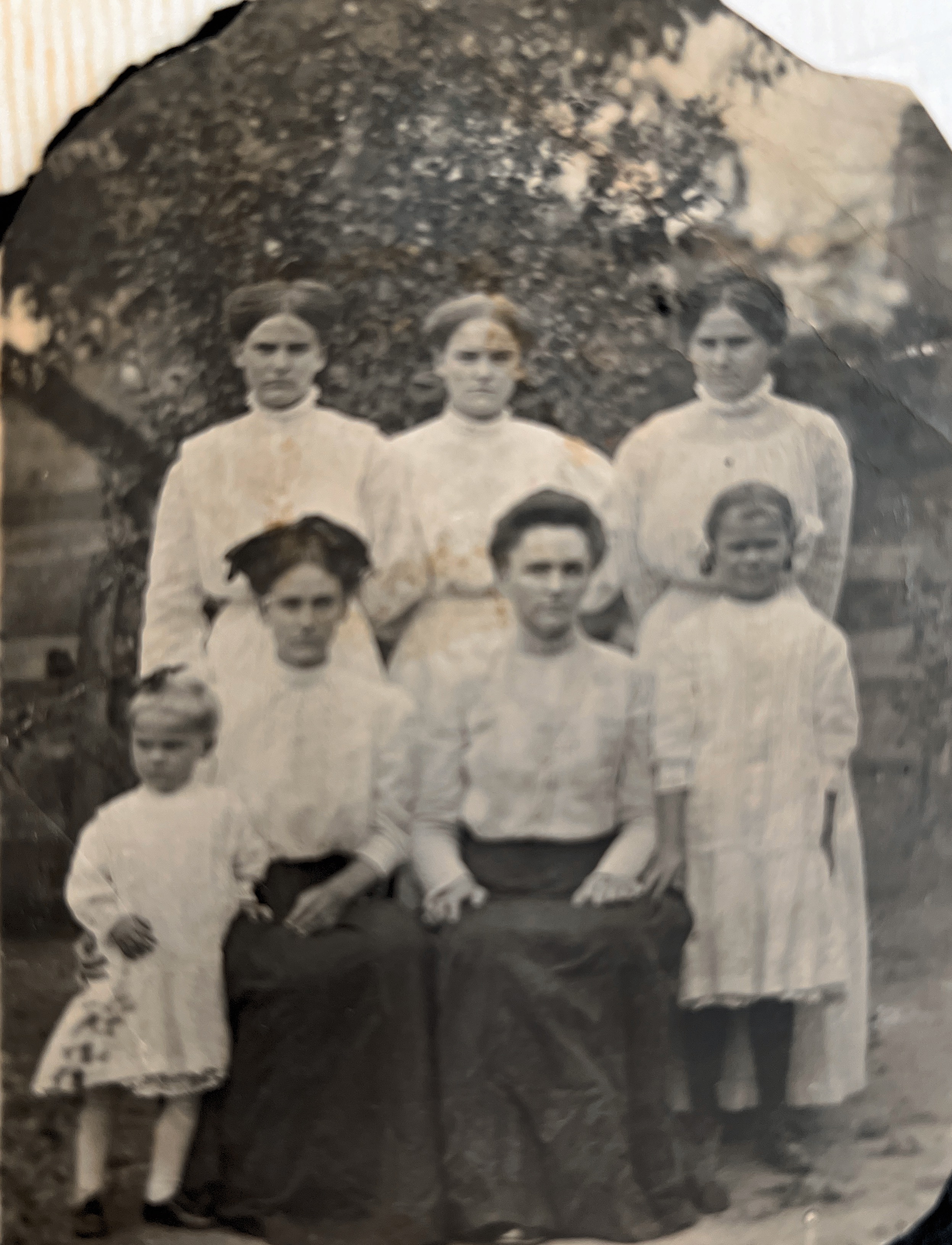 Thomas girls with mother, c 1891