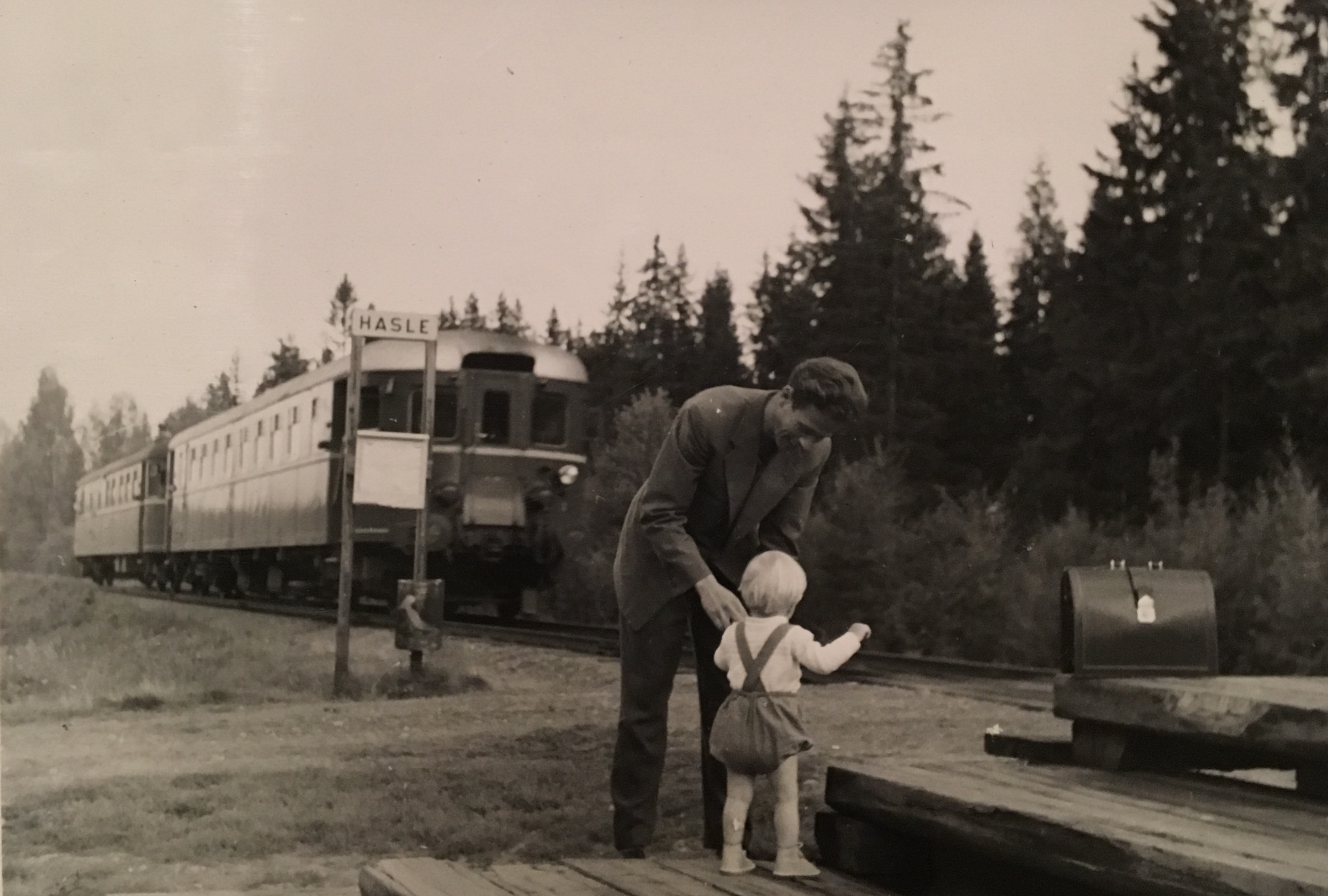 Waiting for the train (Hasle in Norway),and good bye to uncle in 1957!